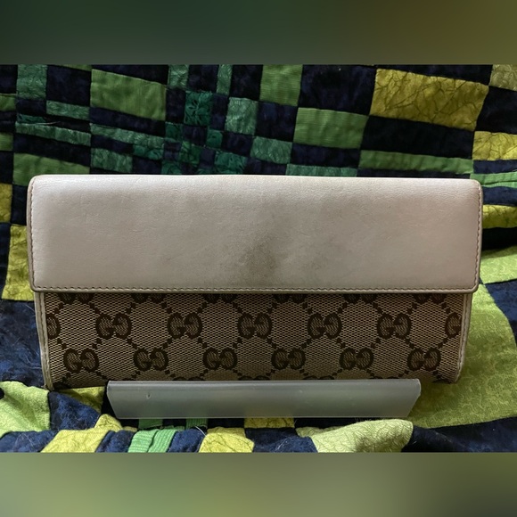 GUCCI Ophidia White Leather and Canvas Monogram Wallet w/ Dust Bag - Picture 3 of 16